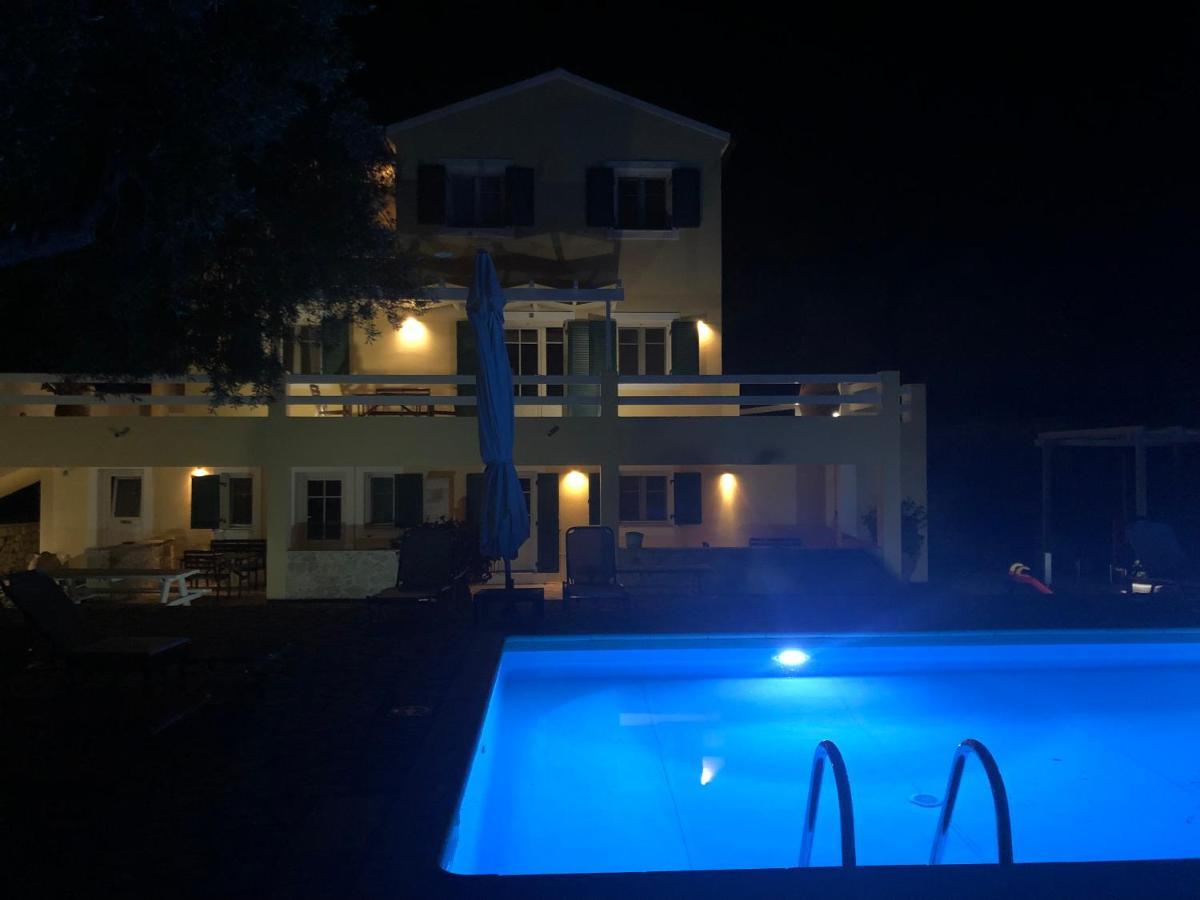 Villa Elaia Suites & Apartments No.4 Gaios Exterior photo